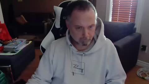 NewWorld online show from February 2025 12:39:01 PM