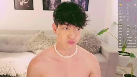 Snapshot of neythan__blaze chatting on October 2025 12:33:02 AM online show from October 2025 12:33:02 AM