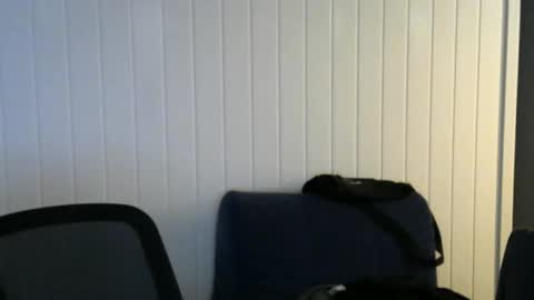 Snapshot of nezvers chatting on January 2025 04:22:02 PM YouPick online show from January 2025 04:22:02 PM