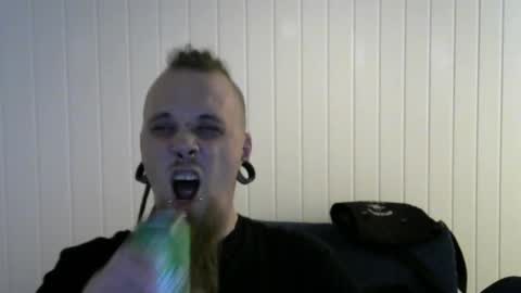 Snapshot of nezvers chatting on January 2025 04:47:01 PM YouPick online show from January 2025 04:47:01 PM