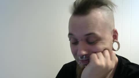 Snapshot of nezvers chatting on February 2025 06:38:01 PM YouPick online show from February 2025 06:38:01 PM