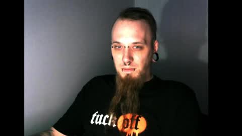 Snapshot of nezvers chatting on March 2025 07:05:01 PM YouPick online show from March 2025 07:05:01 PM