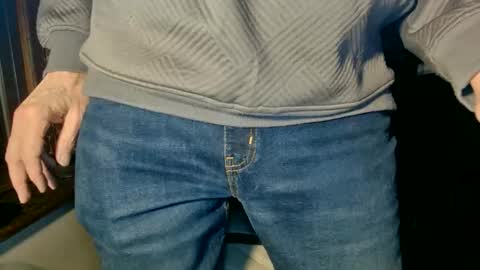 Snapshot of nfgwholoves2cum chatting on June 2026 01:07:02 AM NFG Nice Friendly Guy Dick online show from June 2026 01:07:02 AM
