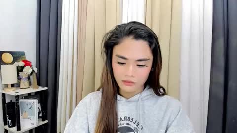 hottie nicole online show from February 2026 01:10:02 AM