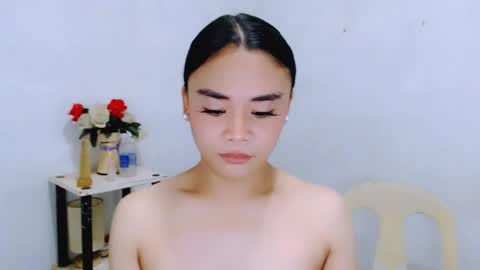 Snapshot of nhicolehollywood chatting on April 2026 12:37:02 AM hottie nicole online show from April 2026 12:37:02 AM