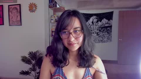 Snapshot of nia_blaze chatting on February 2025 08:02:02 PM Nia online show from February 2025 08:02:02 PM