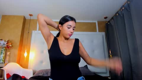 Snapshot of nia_princess52 chatting on December 2025 09:46:02 PM online show from December 2025 09:46:02 PM