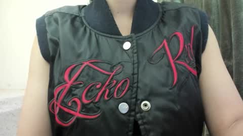 Snapshot of nicebrown chatting on November 2025 10:53:02 PM Sfora online show from November 2025 10:53:02 PM