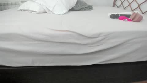 Sfora online show from February 2026 09:46:02 PM