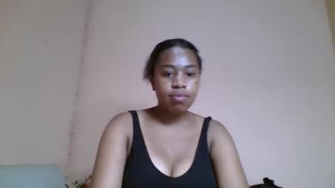 Snapshot of nicelly01 chatting on May 2026 02:22:01 PM nicelly01 online show from May 2026 02:22:01 PM