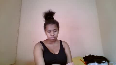 Snapshot of nicelly01 chatting on May 2026 06:32:03 AM nicelly01 online show from May 2026 06:32:03 AM