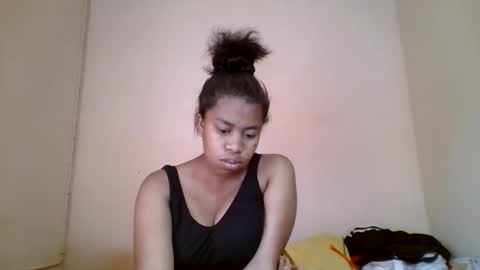 Snapshot of nicelly01 chatting on May 2026 07:05:02 AM nicelly01 online show from May 2026 07:05:02 AM