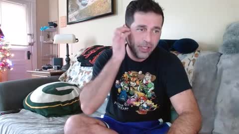 Snapshot of nichous77 chatting on December 2024 08:15:01 PM Nick online show from December 2024 08:15:01 PM