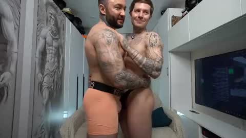 Snapshot of nick_howlenxx chatting on June 2026 01:20:02 PM nick_howlenxx online show from June 2026 01:20:02 PM