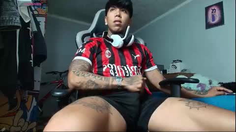 Snapshot of nickhot0609 chatting on November 2025 03:27:01 AM Nickhot0609 online show from November 2025 03:27:01 AM