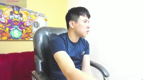 Nickk Wolff online show from November 2025 08:35:01 AM