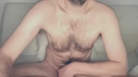 Nik online show from December 2025 01:18:02 PM