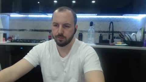 Julian online show from February 2026 08:52:02 AM