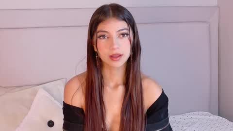 Snapshot of nicky_belmonth chatting on February 2025 12:03:02 PM nicky_belmonth online show from February 2025 12:03:02 PM