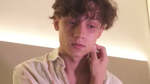 Nicky Neal online show from November 2025 11:45:01 AM