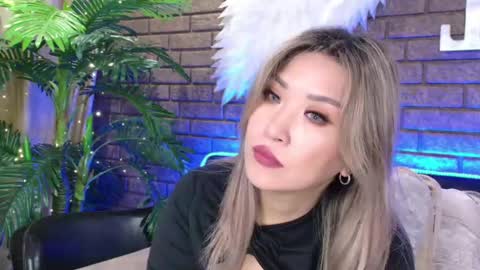 Today is my 41st birthday  And in 2 hours Im waiting for you on the stream Stock up on tokens and a good mood Nicky online show from March 2025 12:53:02 PM