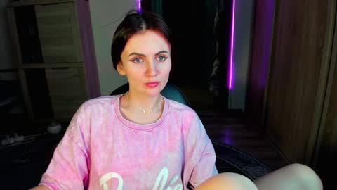 Snapshot of nicky_weekends chatting on January 2025 03:22:02 AM Nicky Weekends online show from January 2025 03:22:02 AM