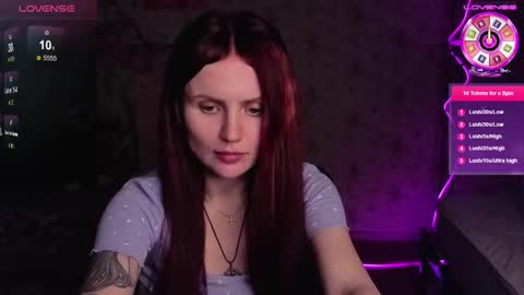 Snapshot of nicky_weekends chatting on November 2025 01:52:02 AM Nicky Weekends online show from November 2025 01:52:02 AM