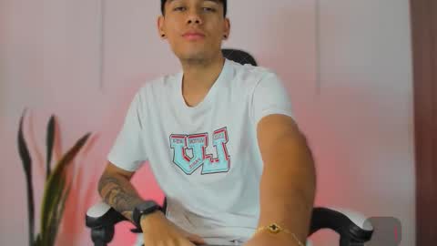 Snapshot of nickyblazze_ chatting on October 2025 12:49:01 PM Nicky online show from October 2025 12:49:01 PM