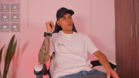 Snapshot of nickyblazze_ chatting on November 2025 01:11:01 PM Nicky online show from November 2025 01:11:01 PM