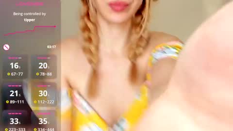 Snapshot of nickymorris chatting on February 2025 12:20:01 PM Nicky online show from February 2025 12:20:01 PM