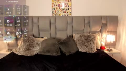 Snapshot of nickytouse chatting on March 2025 12:22:02 AM Nicky online show from March 2025 12:22:02 AM