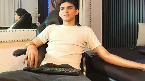 nico_monroet online show from May 2026 09:56:02 PM
