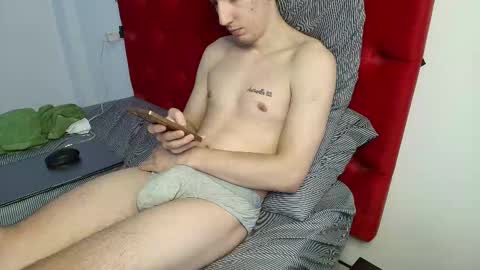 Snapshot of nicodavis chatting on September 2025 01:05:02 PM nicodavis online show from September 2025 01:05:02 PM