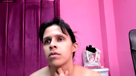 nicohillx online show from July 2026 08:33:01 PM
