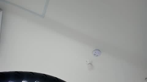 Snapshot of nicol_giraldo chatting on November 2025 04:23:02 AM Nicol online show from November 2025 04:23:02 AM