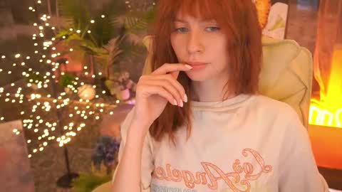 Nicol Moonn online show from February 2026 01:36:01 PM