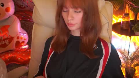 Nicol Moonn online show from February 2026 01:51:01 PM