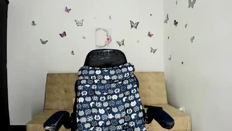 Snapshot of nicol_swift_ chatting on January 2025 05:41:02 AM Nicol online show from January 2025 05:41:02 AM