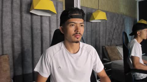 Nicolai online show from December 2025 11:41:02 AM