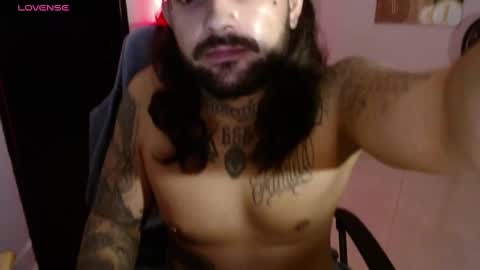 nicolas online show from January 2025 08:23:02 AM