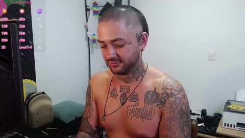 nicolas online show from December 2025 03:24:01 AM