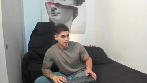 Andres online show from December 2024 05:04:01 AM