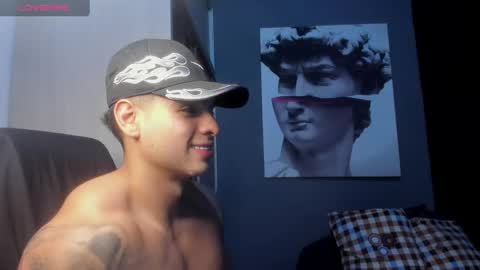 Snapshot of nicolasmuscle chatting on May 2026 10:51:02 PM Andres online show from May 2026 10:51:02 PM