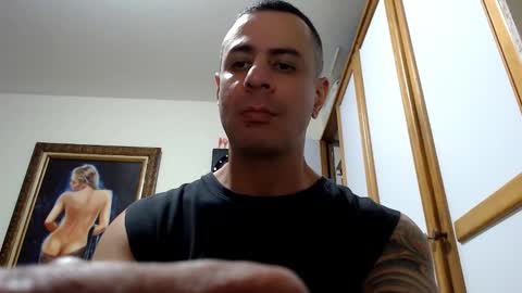 Nicolay online show from October 2025 11:05:01 PM