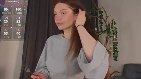 Snapshot of nicole_broown chatting on June 2026 09:42:02 PM Nicole online show from June 2026 09:42:02 PM