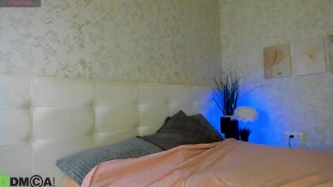 GMT7TueWedThSu 0300am-0900am. Sa 1000am-0400pm online show from November 2025 08:08:01 PM