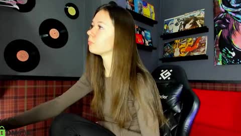 GMT7TueWedThSu 0300am-0900am. Sa 1000am-0400pm online show from January 2026 11:54:01 PM