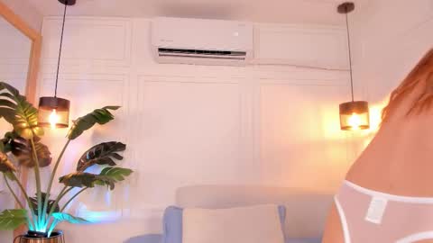 N A T A L I A online show from March 2026 11:10:01 PM