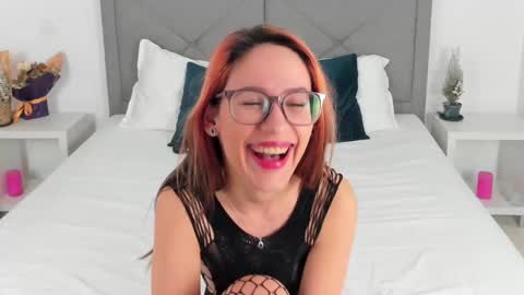 Snapshot of nicoleirisxxx chatting on January 2025 12:48:01 PM nicoleirisxxx online show from January 2025 12:48:01 PM