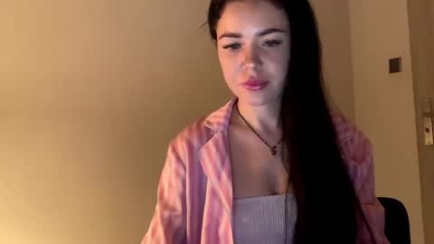 Nicole online show from March 2026 08:59:02 PM